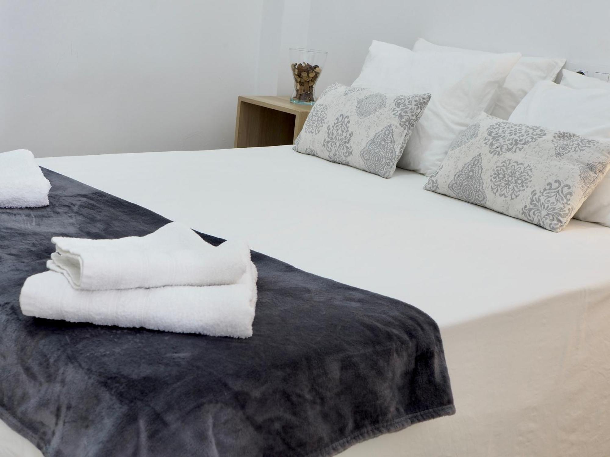 סביליה Apartamento Cruz Roja A מראה חיצוני תמונה